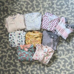 🩷RL/Burts/Roller Rabbit/Aden🩷 EUC Baby Girl 9 piece Onesie Set! 0-3m.